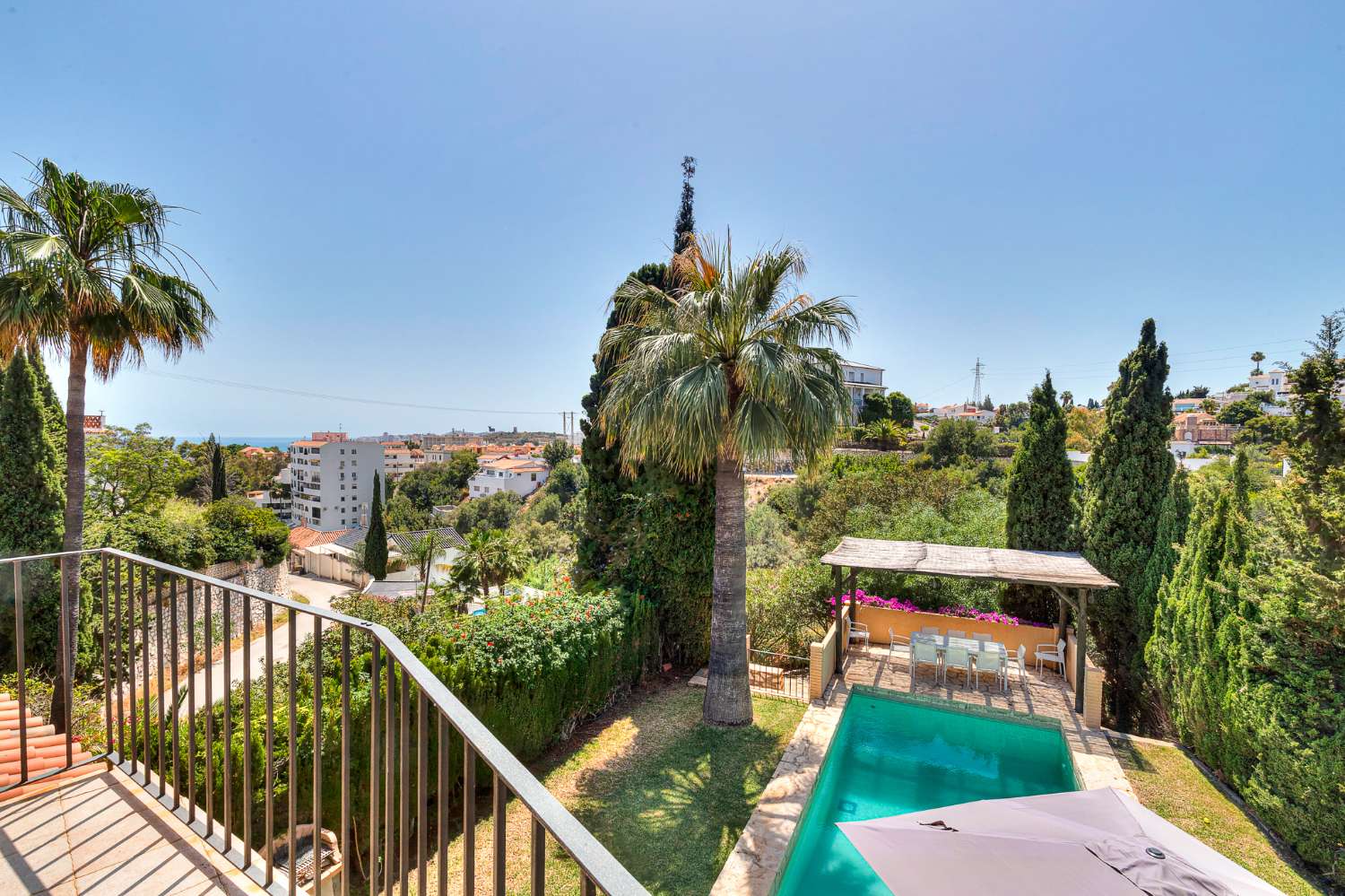 Magnificent Andalucian style villa situated only a short walking distance from the beach