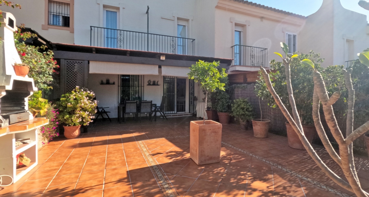 Impeccable house, in perfect condition. Residential area La Sierrezuela