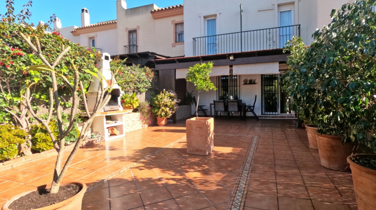 Impeccable house, in perfect condition. Residential area La Sierrezuela