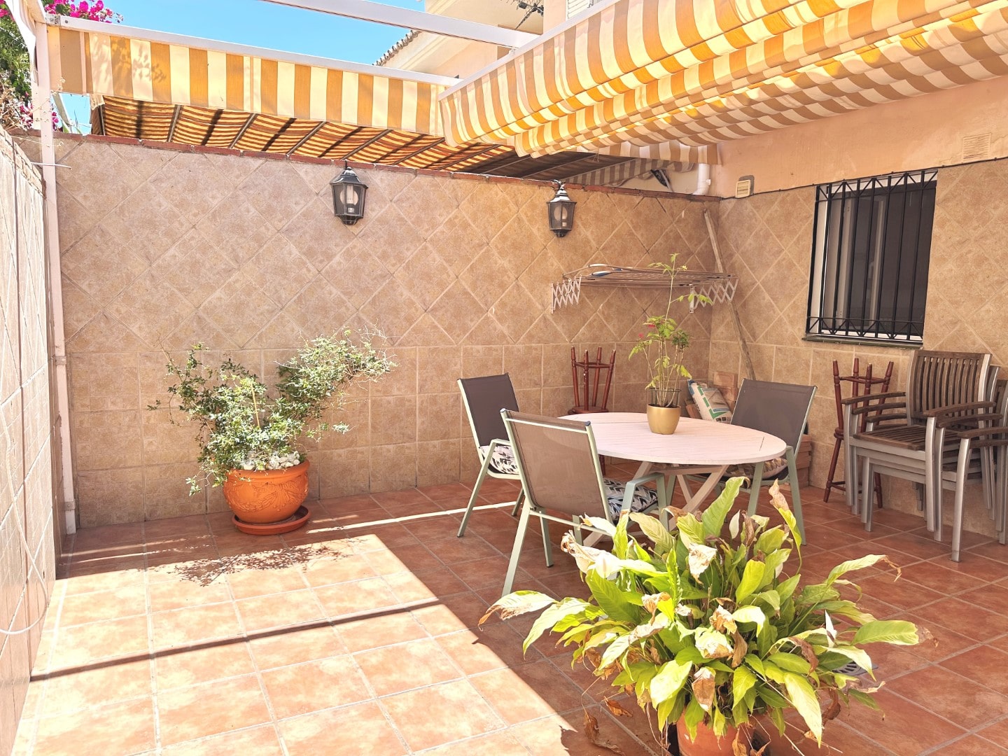 Charming Townhouse 100 meters from the sea