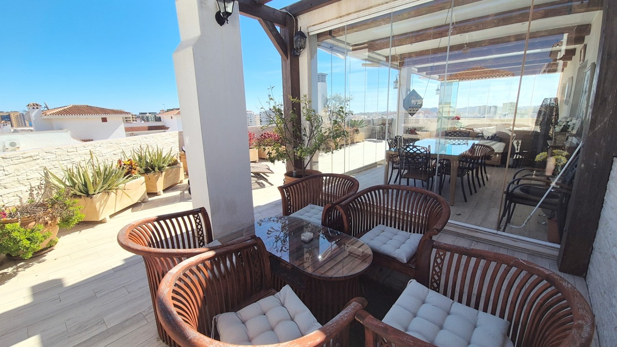 Large Penthouse in Los Boliches