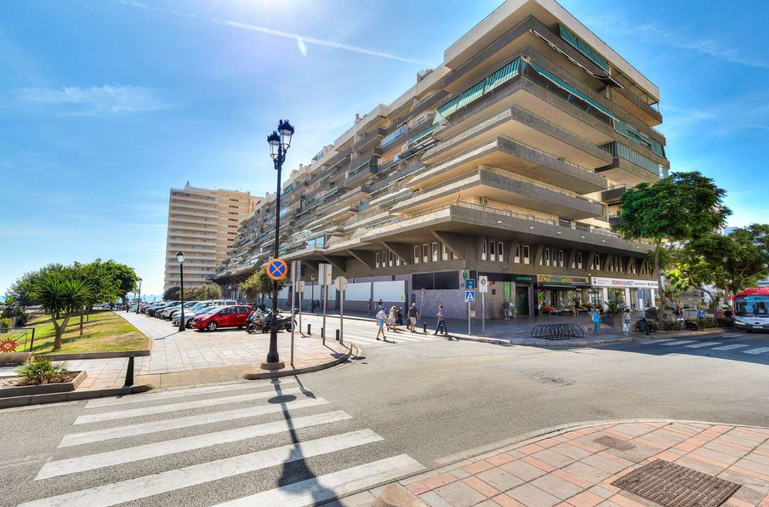 Amplio ático con gran terraza al lado de la playa